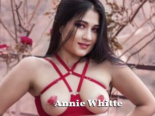 Annie_Whitte