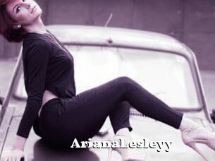 ArianaLesleyy