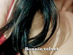 Bonnie_velvet