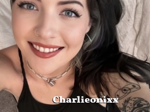 Charlieonixx