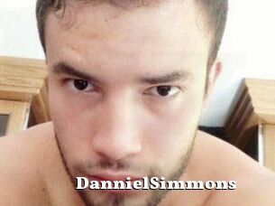 Danniel_Simmons