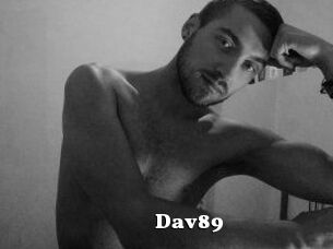 Dav89