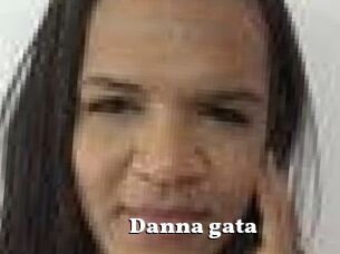 Danna_gata