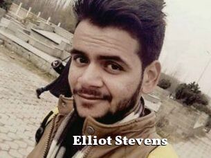 Elliot_Stevens