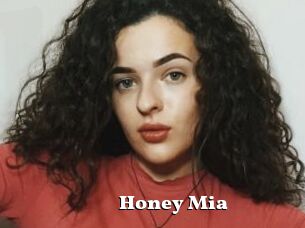 Honey_Mia