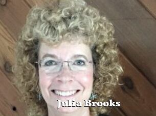 Julia_Brooks