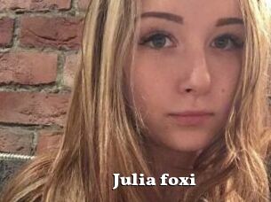 Julia_foxi