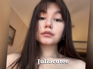 Juliacutee