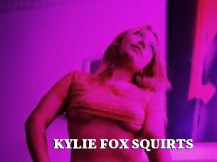 KYLIE_FOX_SQUIRTS