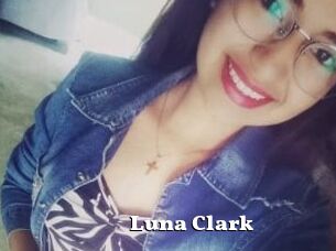 Luna_Clark