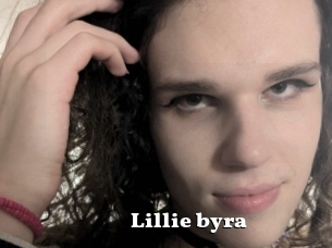 Lillie_byra