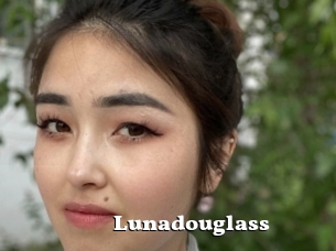 Lunadouglass
