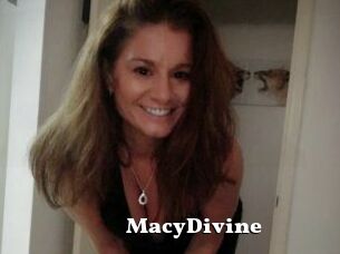 Macy_Divine