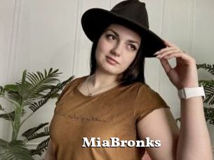 MiaBronks