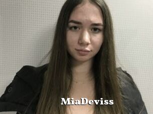 MiaDeviss