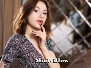 MiaWillow