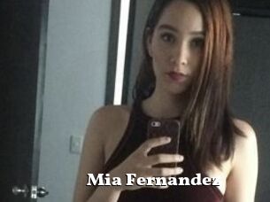 Mia_Fernandez