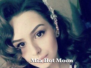 Mia_Hot_Moon