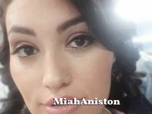 MiahAniston