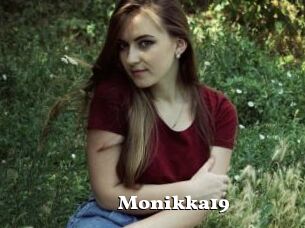 Monikka19