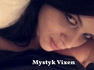 Mystyk_Vixen