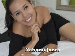 NahomyJones