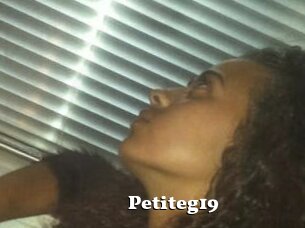 Petiteg19