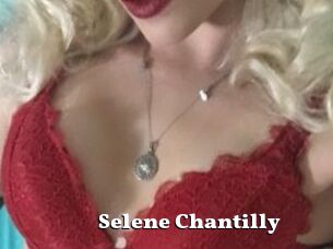 Selene_Chantilly