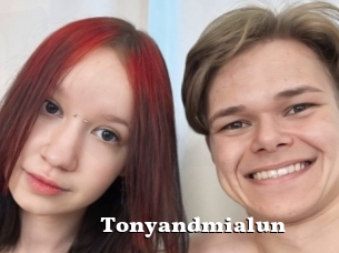 Tonyandmialun