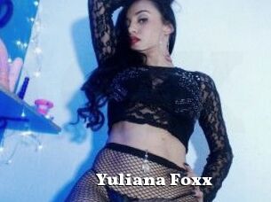 Yuliana_Foxx