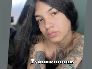 Yvonnemoons